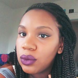 Meet your Posher, Tiffanie